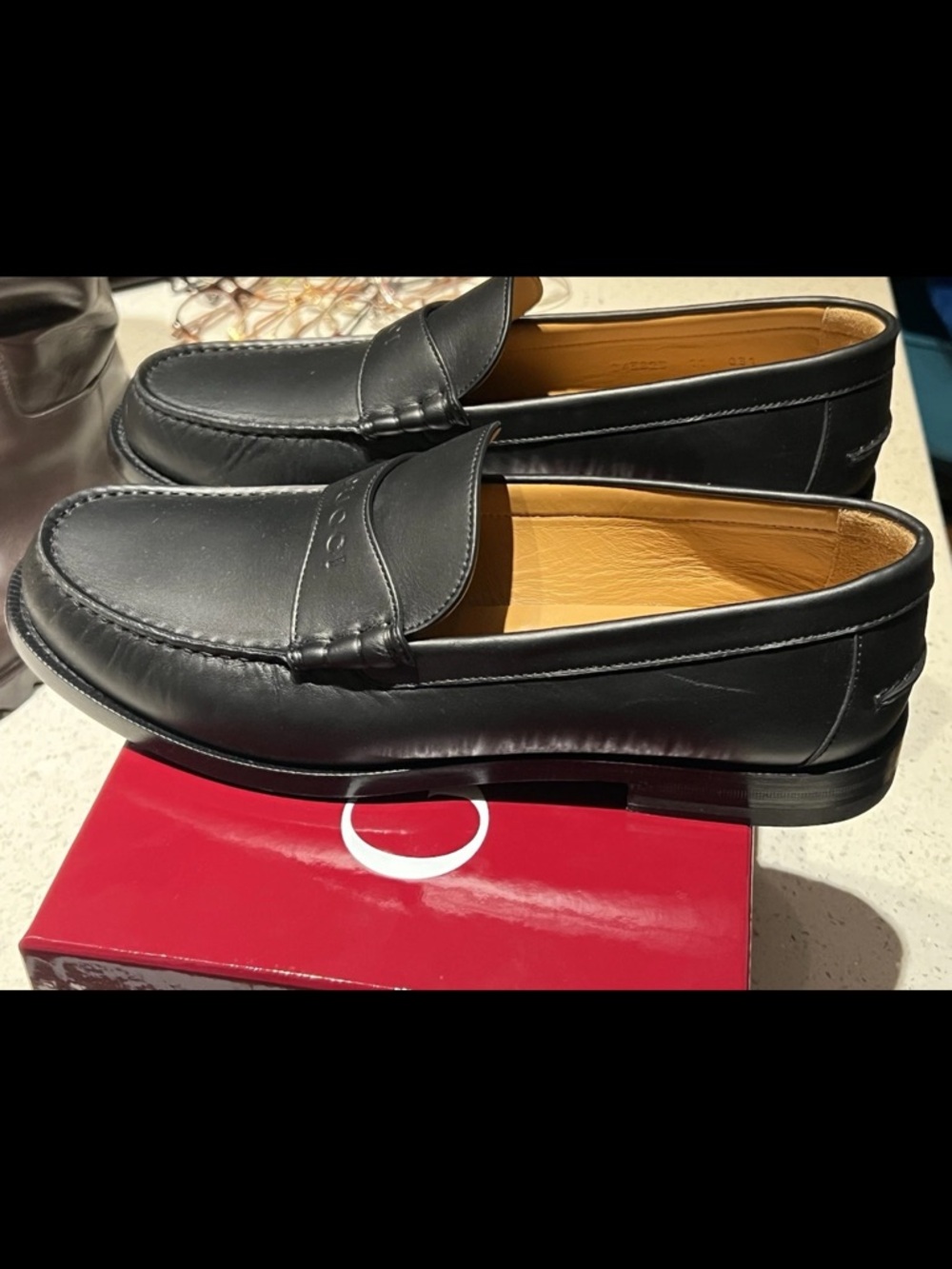 Gucci black leather micro soft loafer size 11 - Picture 2 of 10